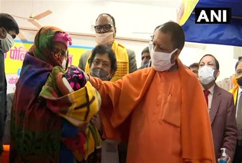 Cm Yogi Adityanath Launches Polio Campaign From Gorakhpur Today 3 And