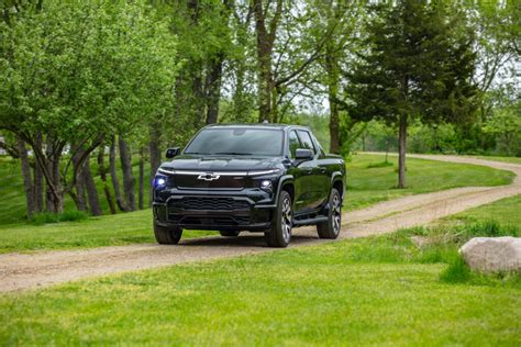 2024 Chevy Silverado Ev First Edition Rst First Drive Review Too Much Of A Good Thing Ev Pulse