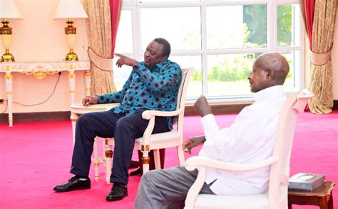 President Museveni Meets H E Uhuru Kenyatta Discuss Regional Peace