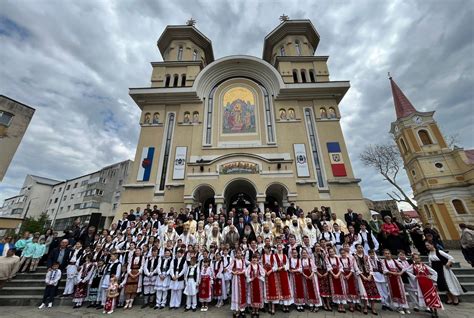 Foto Ps Emilian Cri Anul N Soborul De Arhierei De La Hramul