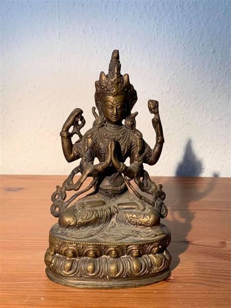 Buda Avalokiteshvara De Cuatro Brazos Bronce T Bet Catawiki