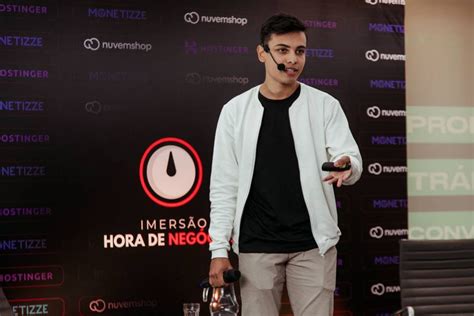 Thiago Hora Explica Por Que Famosos Est O Migrando Da Tv Para A Web