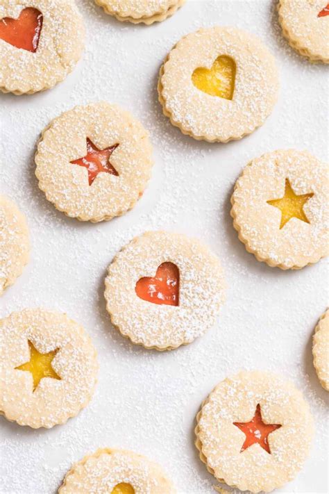 Traditional Linzer Cookies - Plated Cravings