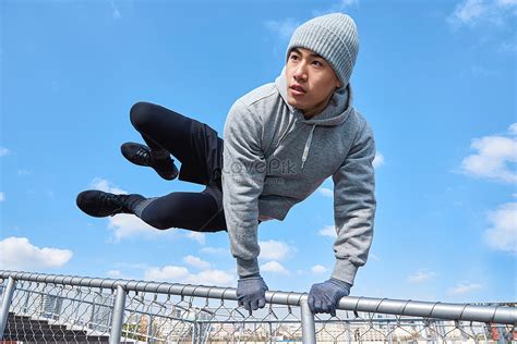 Young Men Doing Parkour Action Picture And Hd Photos Free Download On