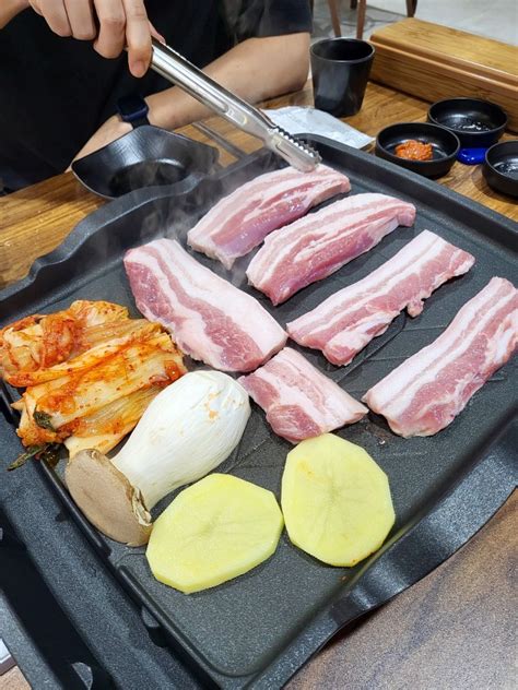 첨단점심 저녁 돼지찌개 불고기 삼겹살 맛집 와촌식당 광주첨단점 네이버 블로그