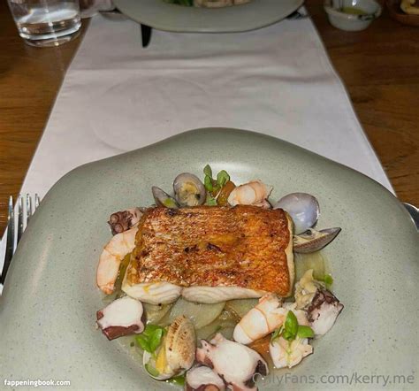 Kerry Me Nude OnlyFans Leaks Fappening FappeningBook