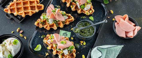 Vegane Croffles Mit Mortadella Und Pistazien Pesto Billie Green