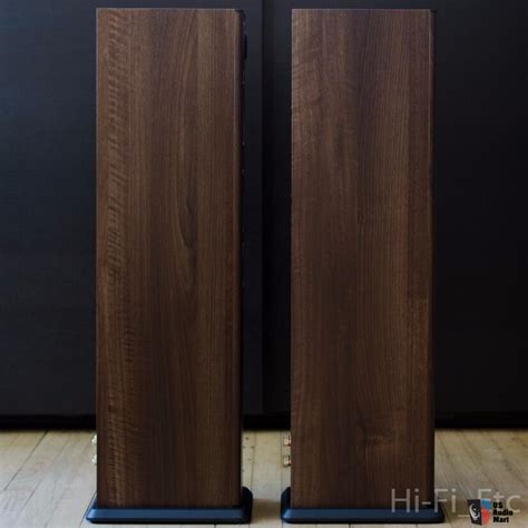 Monitor Audio Bronze Speakers Pair Walnut Excellent Condition