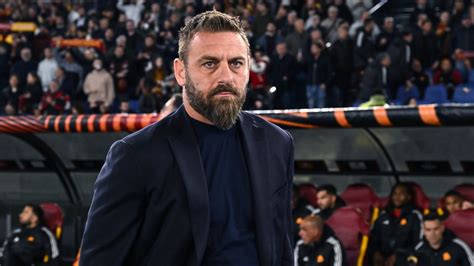 De Rossi Lesonero Fa Parte Del Gioco Ritorno Alla Roma Mai Escluso