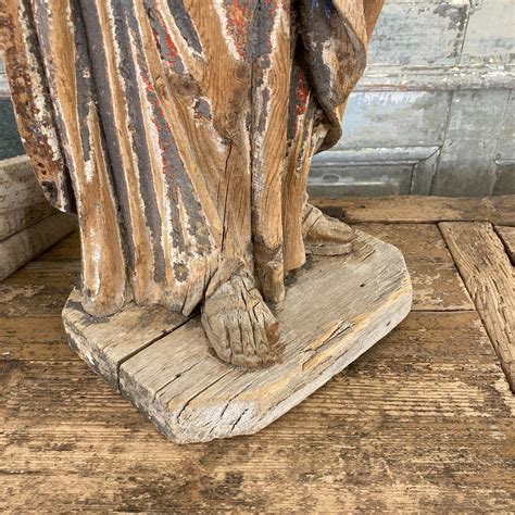 Proantic Saint en bois sculpté polychrome XVIII