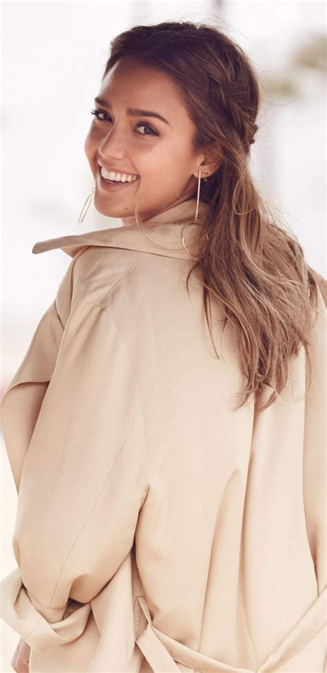 Wallpaper ID Celebrity Jessica Alba Phone Wallpaper Brunette