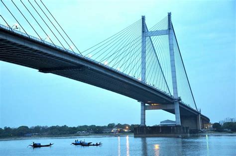 Hooghly-Bridge | Tale of 2 Backpackers