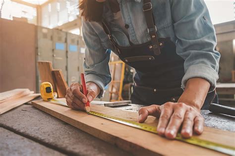 8 Essential Numbers To Consider Before Launching A Thriving Carpentry Business