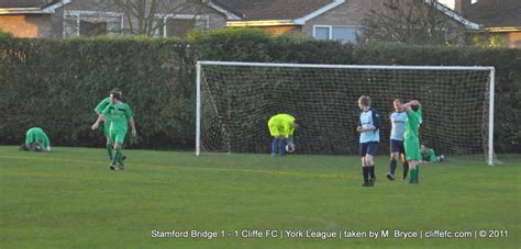 Cliffe Fc 1 1 Stamford Bridge 12nov11 After A Deserving Flickr