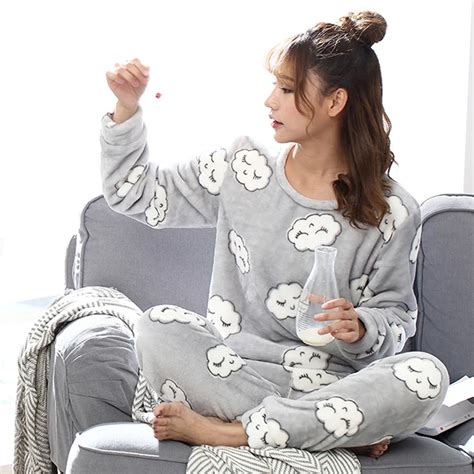 Autumn And Winter Ladies Coral Velvet Pajamas Cute Sweet Long Sleeved