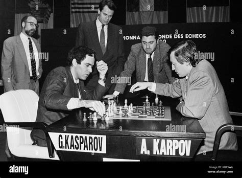 Chests World Championship 1990: Karpov vs Kasparov, Lyon (France Stock ...