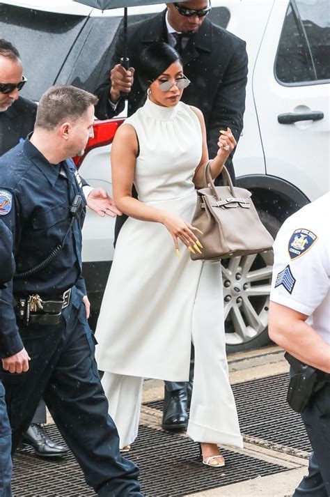 CARDI B Arrives at New York Criminal Court 04/19/2019 – HawtCelebs