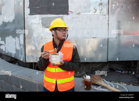 construction worker  lunch stock photo alamy