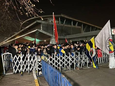 Fenerbahçe İstanbul a döndü