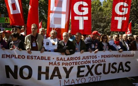 Ccoo Y Ugt Piden Una Oep Extraordinaria Y Contratar A M S De