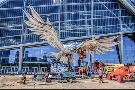 CNN reports about the Hungarian giant falcon statue in Atlanta - Daily ...