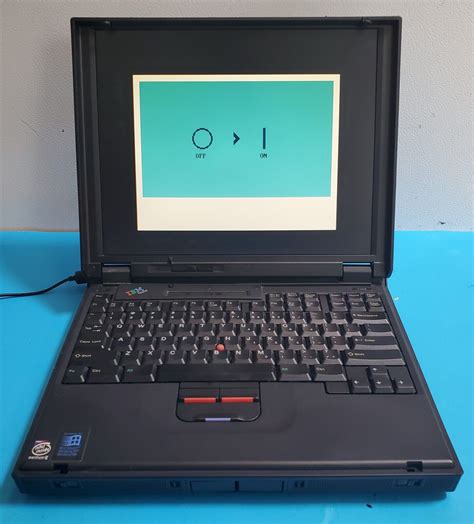 Vintage IBM Thinkpad 770Z Retro TYPE 9549 Retro Laptop Computer