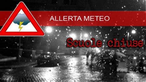 Allerta meteo rossa in Campania Scuole chiuse lunedì 4 novembre Ecco