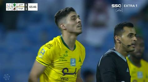 هدف محمد شريف في مرمي الوحدة بالدوري السعودي بطولات