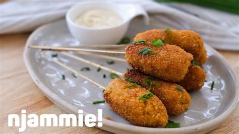 Kipnuggets Op Een Stokje Recept Njammie Youtube