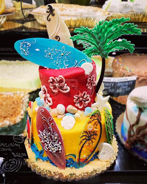 16 Creative And Stylish Cakes All Grooms Can Choose For Their Bachelor