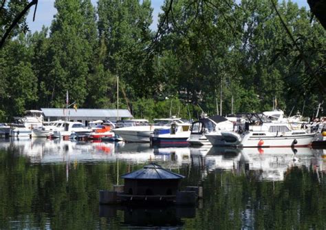 Rhein Yacht Club Niederkassel Mondorf E V Mondorf Marina Am Rhein