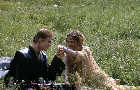 Hayden Christensen And Natalie Portman On The Set Of Attack Of The