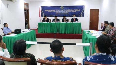 Dkpp Periksa Ketua Dan Empat Anggota Kpu Bojonegoro Soal Rekrutmen Ppk