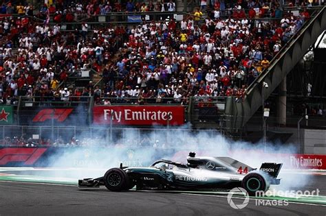 Hasil Gp Meksiko Hamilton Lima Kali Juara Dunia Verstappen Menang