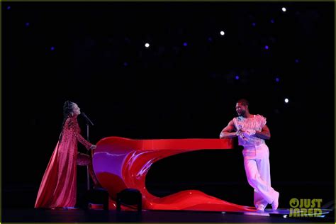 Alicia Keys Joins Usher During Super Bowl 2024 Halftime Show Performs 2 Songs Photo 5013114