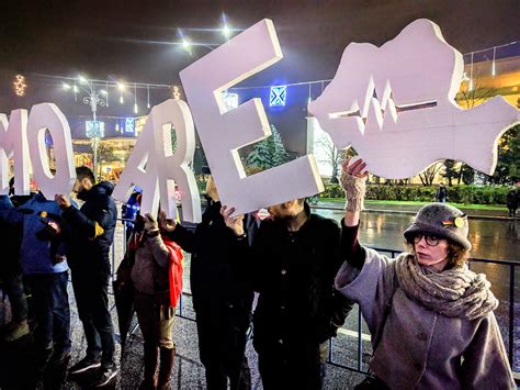 Protest România moare Piața Victoriei Bucurestiul meu drag