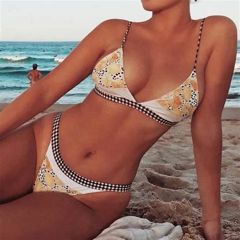 Superb Women Swimwears Lemon Printing Push Up Padded Bra Beach Bikini