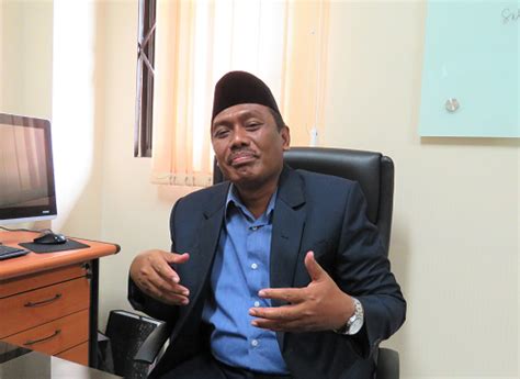 riyanto jogpaper media universitas perguruan tinggi wisuda promosi