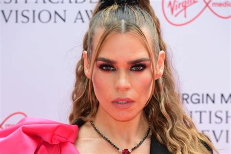 Billie Piper Says She Smoked Cigarettes With The Spice Girls Aged 15 The Standard