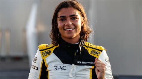 Jamie Chadwick W Series Champion Still Targeting Formula 1 After