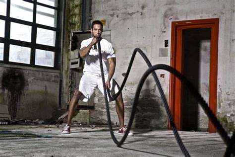 Battle Rope Workouts – Add Rope Training to Your Routine