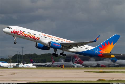 G LSAC Jet2 Boeing 757 23A WL Photo By Alexis Boidron ID 624721