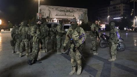 Syrian rebels sweep into Aleppo, army says dozens of soldiers killed