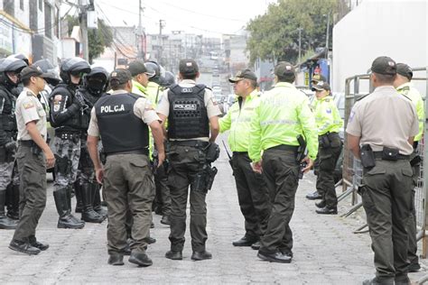 Incendio y amotinamiento en la cárcel de El Inca