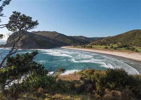 The Best Beaches in New Zealand, on the North Island and South Island