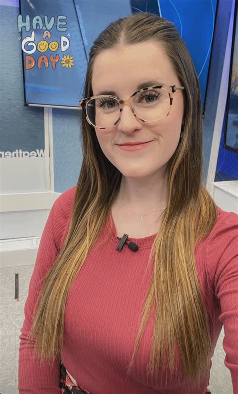 Caitlin Connell WeatherNation : r/CurvyNewsWomen