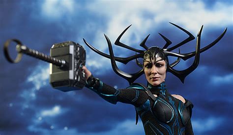 Review And Photos Of Hela Thor Ragnarok Sixth Scale Action Figure