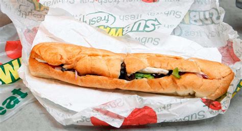 Subway Gets Rid of $5 Footlong Once Again