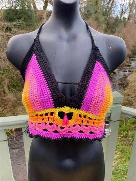 30 Easy Crochet Bralette And Bikini Top Patterns Zamiguz Crochet Creations