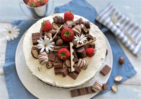 Torte Mit Kinder Bueno Haselnuss Kinder Bueno Torte Ohne Backen No